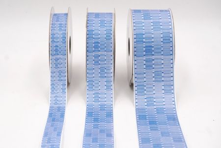 Небесно-блакитна плетена стрічка з візерунком у клітинку_AI